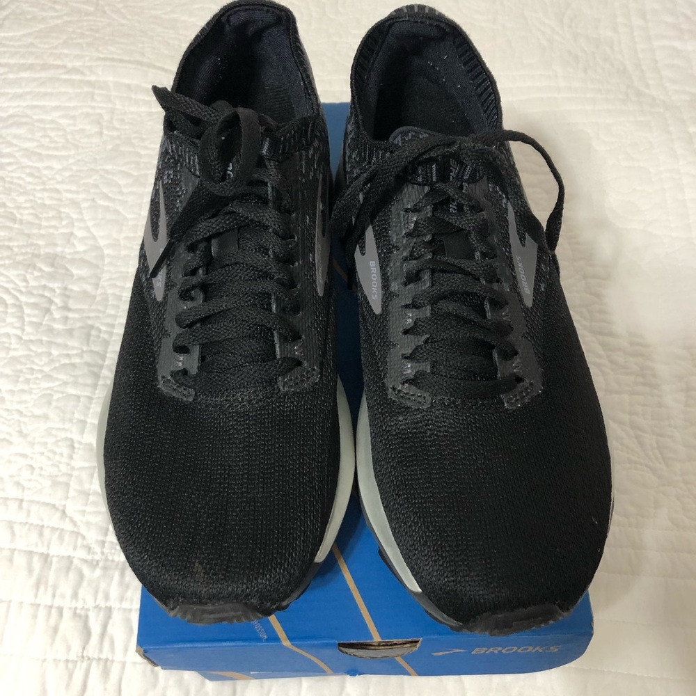 Womens Brooks Ricochet